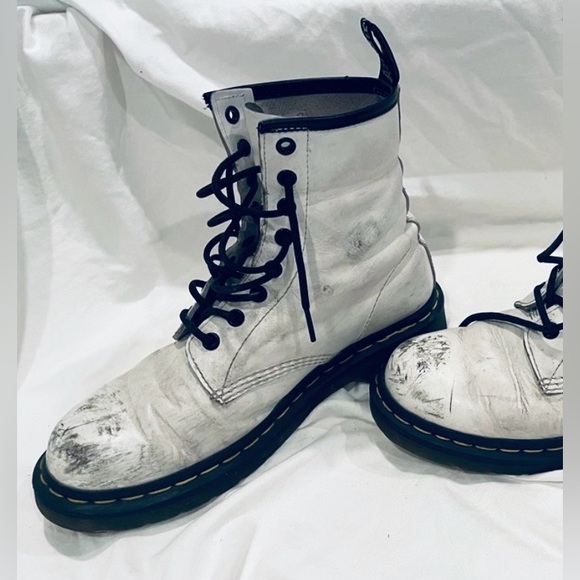 Intentionally Distressed, Like New Dr. Martens White Leather Docs Grunge Boots. - Picture 2 of 11